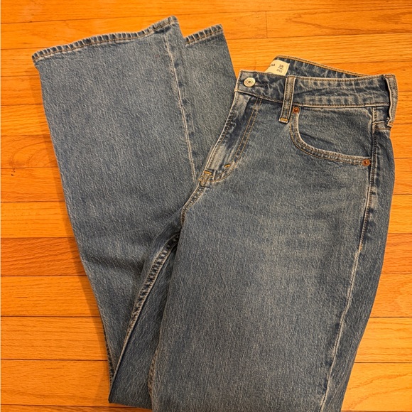 Abercrombie & Fitch Light Blue Flare Jeans - Picture 3 of 3